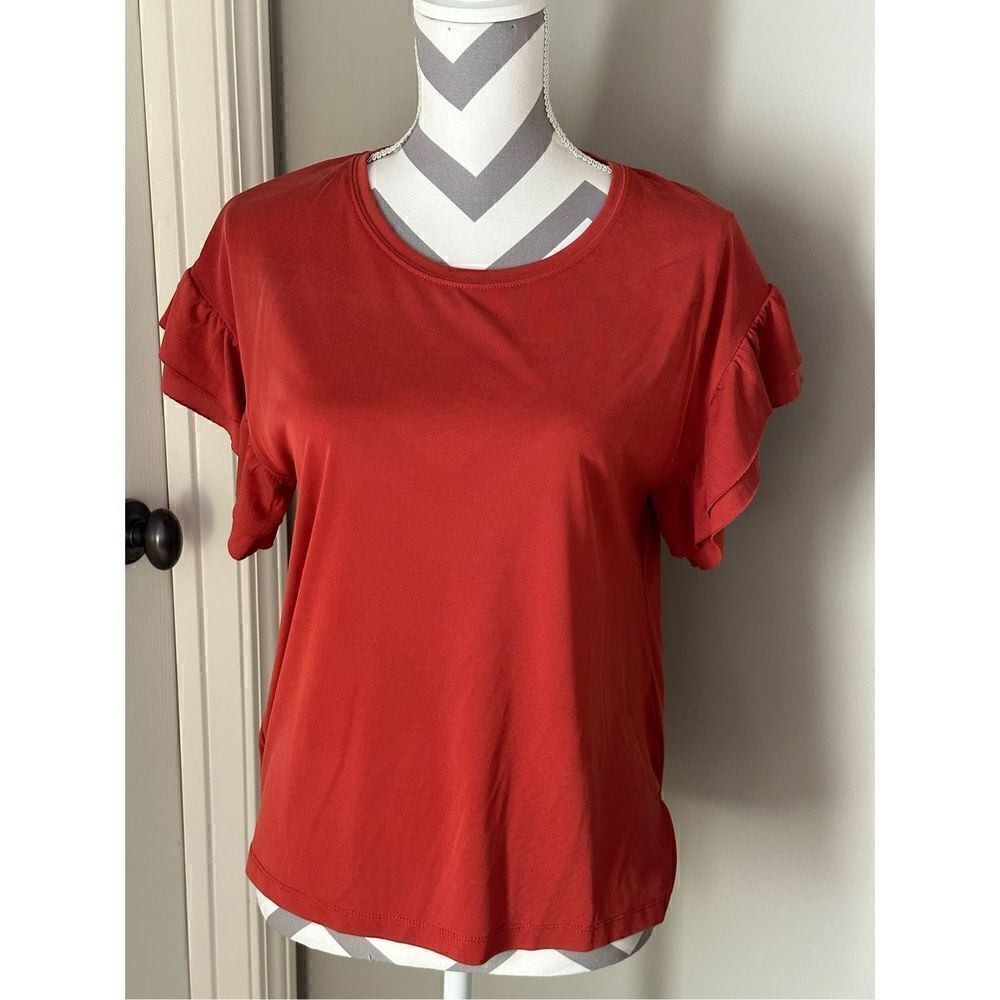 Jessica Simpson burnt sienna short sleeve top